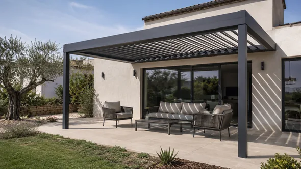 Pergola bioclimatique en Aluminium